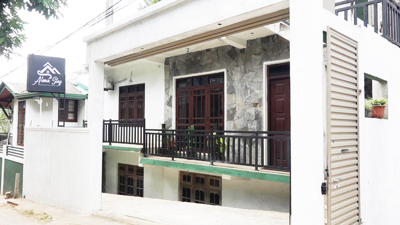 Aloma Stay Hotel Lobby